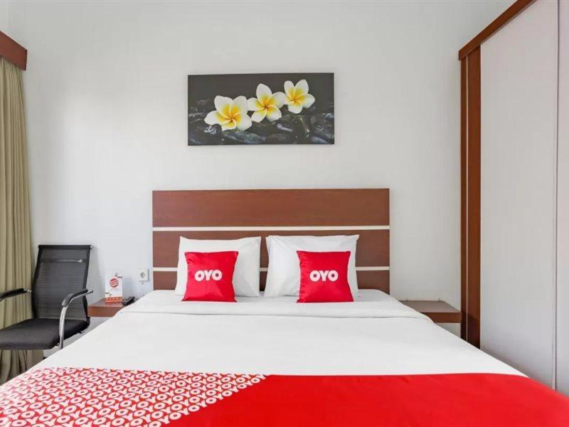 Oyo 3852 Valomia Guest House Dempassar Exterior foto